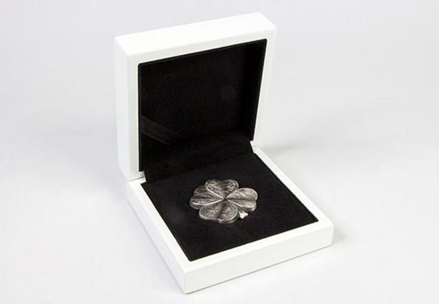 2018 Silver Fortune Four Leaf Clover Shape Silver Coin In Display Case