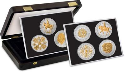 Queen Elizabeth II Traditional Crown Numismatic Set Plated in 22 Carat Gold