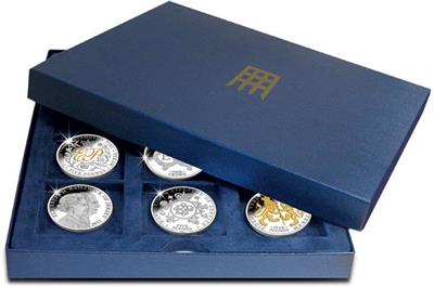 Standard Coin Display Case