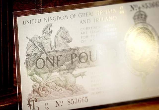 Warren Fisher One Pound Silver Banknote Close Up2