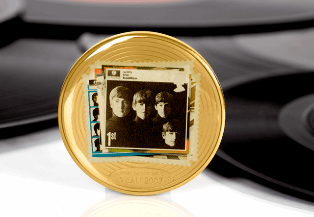 LS-Spirit-of-the-60's-Beatles-Medals-With-the-beatles-Lifestyle.png