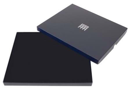 A Large Card Presentation Case to house up to 12 coins (max. Crown). Comes with Tray