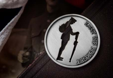 Your Unknown Warrior Commemorative has been issued to to commemorate Remembrance Day. Struck from zinc alloy to an Antique finish, thereverse features a cut out silhouette of a soldier.