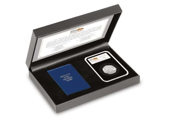Historic-Decimal-Collection-2021-50p-and-decimal-coin-wallet-Product-Page-images-(DY)-2.jpg