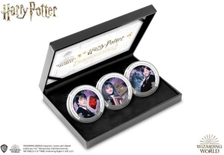 This stunning new Silver Set features the Golden Trio – Harry Ron and Hermione – to celebrate 20 years since the release of the Philosophers Stone. .925 Silver, EL: 495.