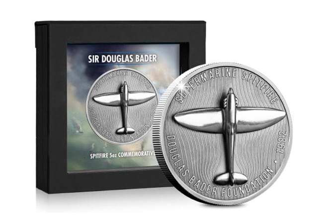 DN 2022 Douglas Bader Medal Box Set Product Images 3
