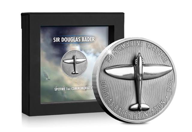 DN 2022 Douglas Bader Medal Box Set Product Images 2
