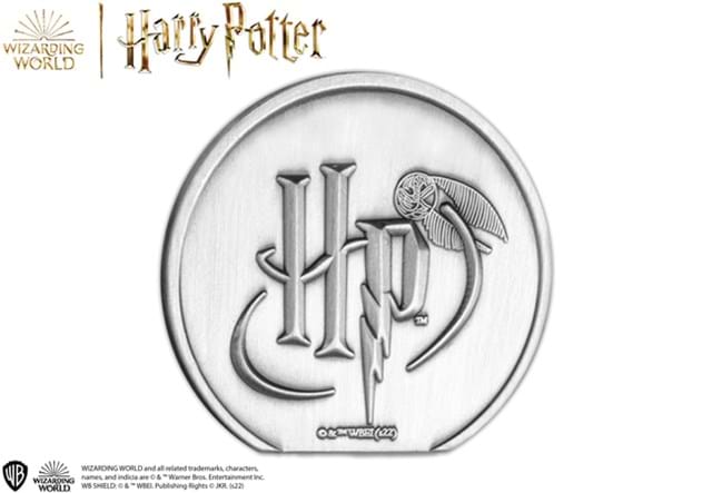 Hogwarts Standing Medal Obverse
