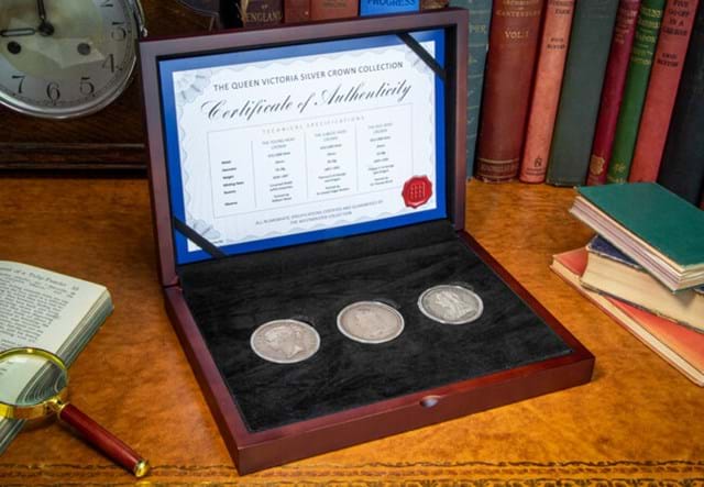 Queen Victoria Silver Crown Collection Display Box