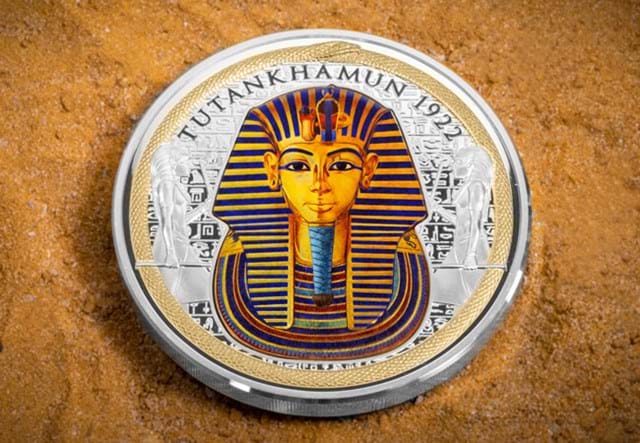 Tutankhamun Masterpiece Removeable Mask Reverse In Sand