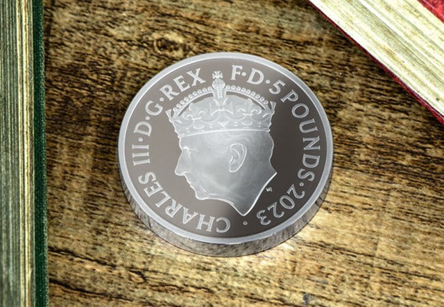 King Charles III Coronation Silver Piedfort £5 Lifestyle 4