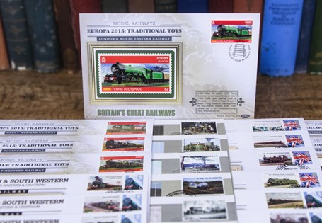 This bundle includes over 30 First Day Covers. Presented with presentation pages and a Westminster Collection Folder.