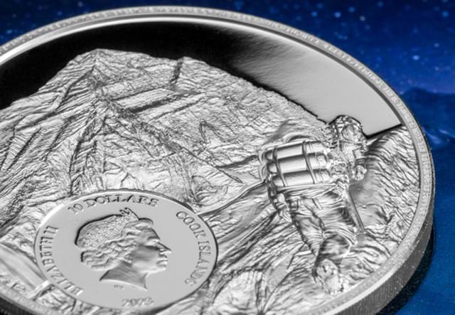 Mount Everest 2Oz Silver Lifestyle 02