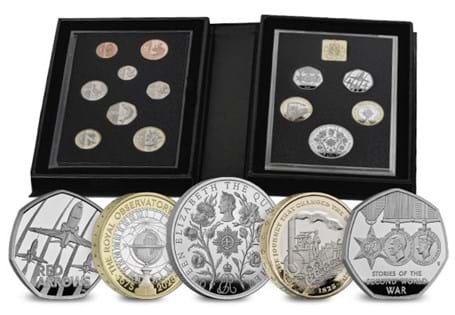 The 2025 Annual Coin Set y The Royal Mint consists of 5 commemorative coins and 8 definitive UK coins, with a commemorative medal. Finished to a Proof standard, in Royal Mint packaging with booklet.