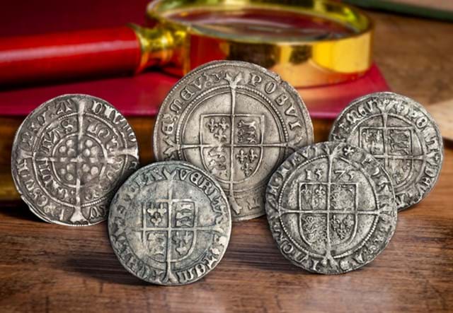 House Of Tudor Silver Set Lifestyle 04