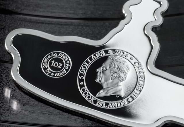 2024 Beatles Yellow Submarine Silver 1Oz Lifestyle 03