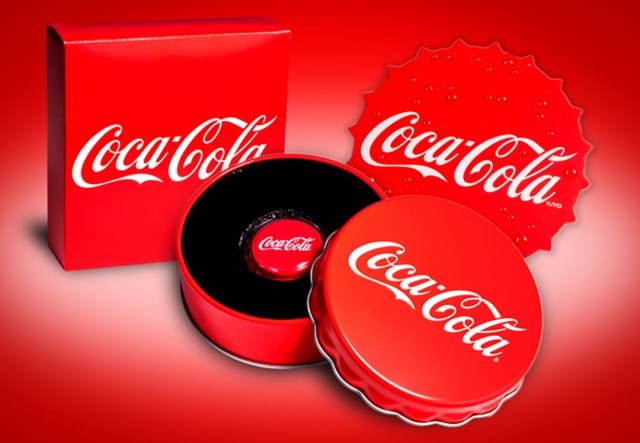 2025 Coca Cola Silver Bottle Cap Coin Lifestyle 02