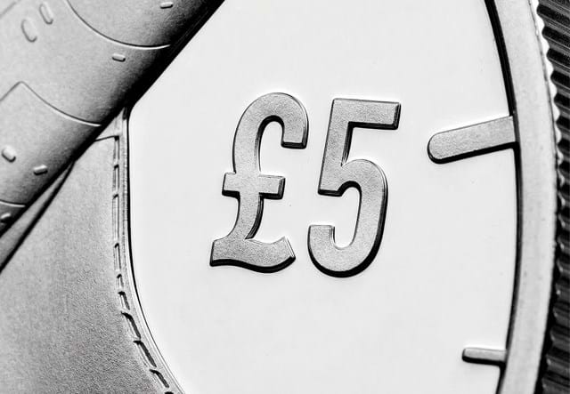 Concorde Silver £5 Close Up Detail 2