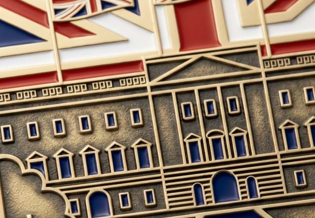 Buckingham Palace Close Up 1300X900 1